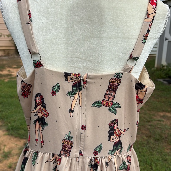 Sourpuss Beige and Red Pin-Up Midi Dress - Picture 3 of 9